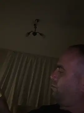 Snapshot of mustican422 chatting on January 25, 2:04 am mustican422 online show from January 25, 2:04 am