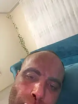 Snapshot of mustican422 chatting on January 26, 1:20 am mustican422 online show from January 26, 1:20 am