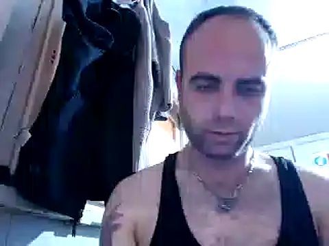 Snapshot of mustican422 chatting on February 8, 9:25 pm mustican422 online show from February 8, 9:25 pm