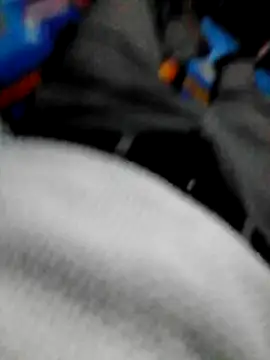 Snapshot of Paolitoduran chatting on February 26, 4:22 am Paolitoduran online show from February 26, 4:22 am