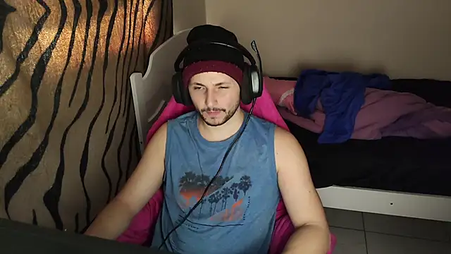 iurytx online show from March 5, 8:21 pm