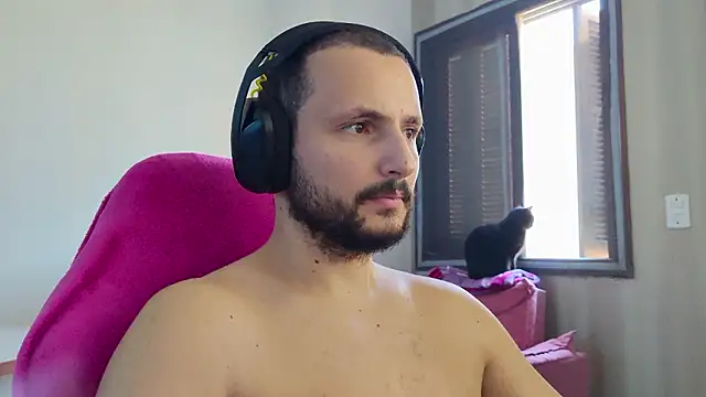 iurytx online show from February 8, 1:36 pm