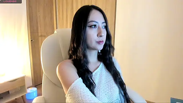 Snapshot of sophie_connors chatting on May 1, 10:53 am sophie connors online show from May 1, 10:53 am