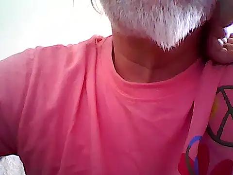 Snapshot of xcimeru chatting on May 22, 1:39 pm xcimeru online show from May 22, 1:39 pm