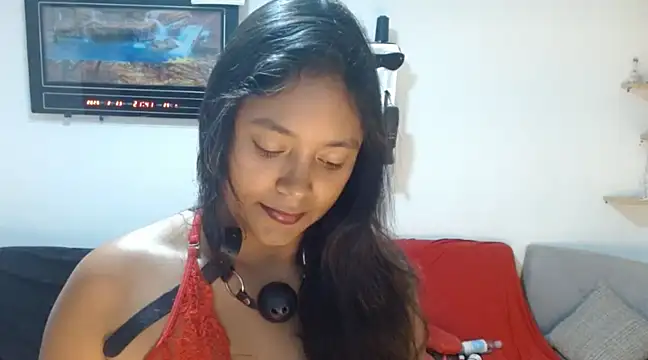 Chiara petterson online show from February 24, 2:40 am