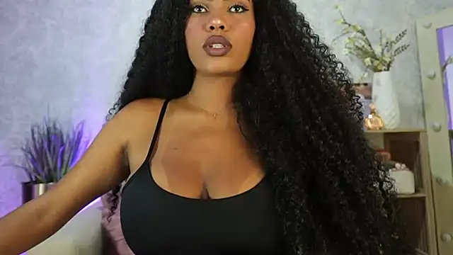 HOTBLACKANDWHITE2 online show from May 14, 2:07 am