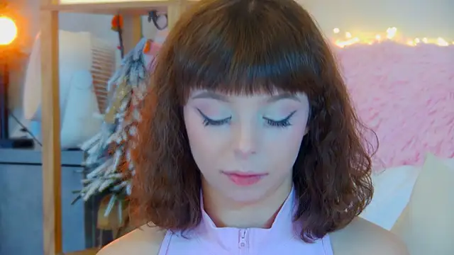 ElisabethDavis online show from November 28, 3:14 pm