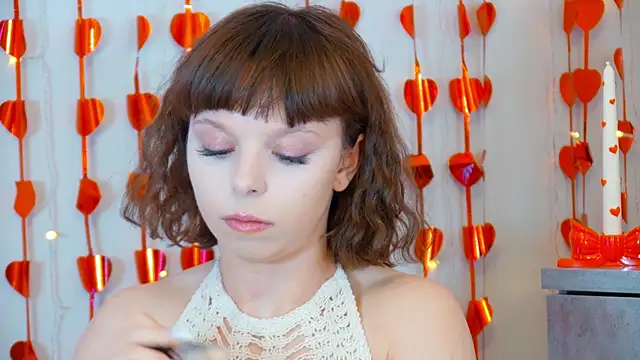 ElisabethDavis online show from February 5, 3:27 pm