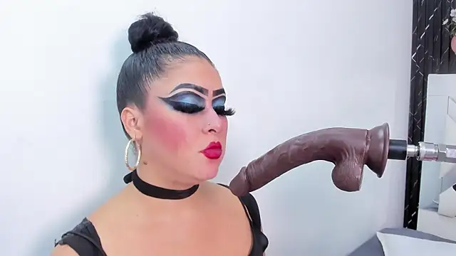 Angie Will online show from March 6, 11:42 pm