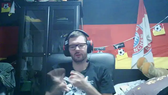 Die-geile-Sau online show from February 20, 10:32 pm