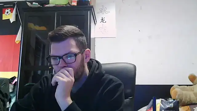 Die-geile-Sau online show from April 4, 1:52 pm