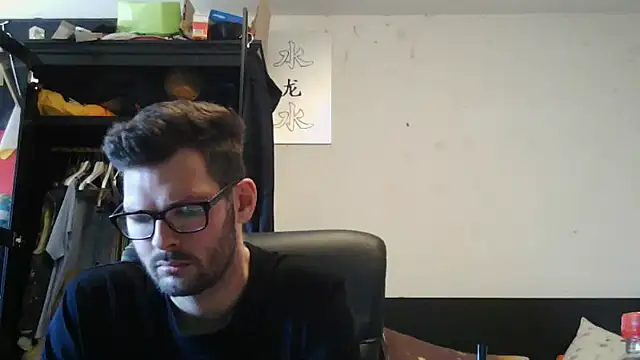 Snapshot of Die-geile-Sau chatting on May 4, 1:18 pm Die-geile-Sau online show from May 4, 1:18 pm