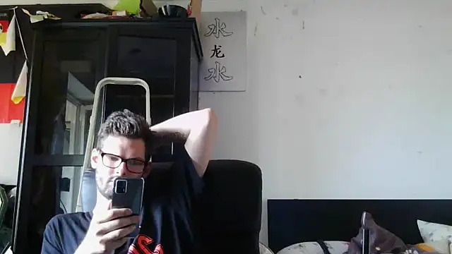 Snapshot of Die-geile-Sau chatting on May 30, 4:26 pm Die-geile-Sau online show from May 30, 4:26 pm
