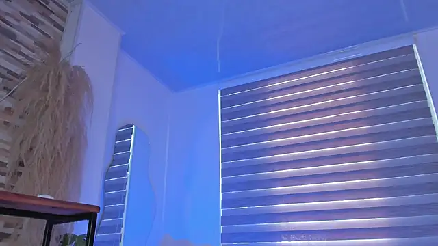 Snapshot of Vanesa_novvoa chatting on February 5, 9:07 pm Vanesa novvoa online show from February 5, 9:07 pm