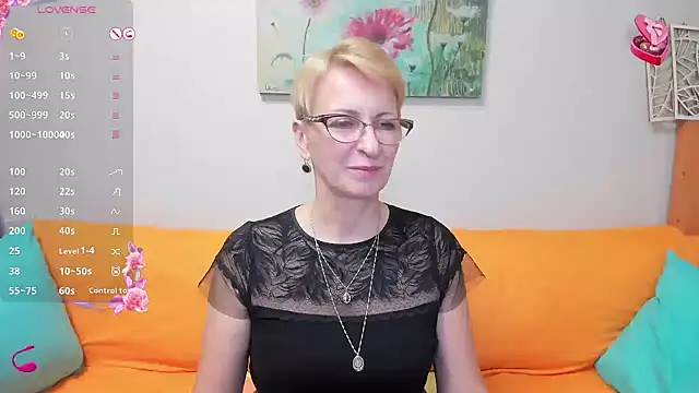 iamyourdream89 online show from February 27, 1:38 pm