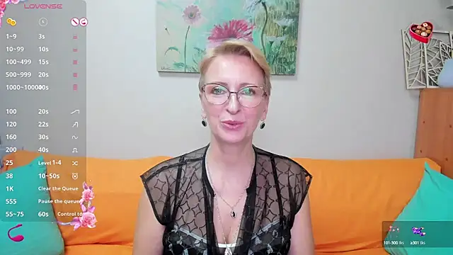 iamyourdream89 online show from March 14, 5:13 pm