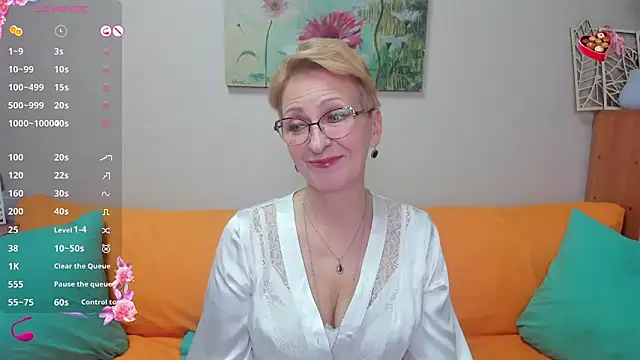 iamyourdream89 online show from March 16, 6:44 pm