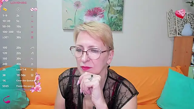 iamyourdream89 online show from March 22, 2:14 pm