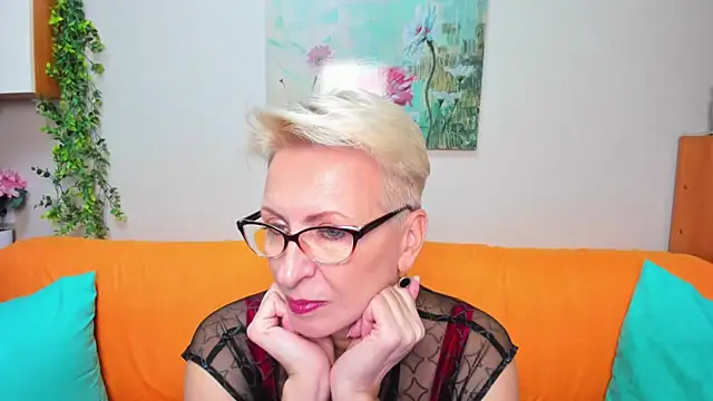 iamyourdream89 online show from November 18, 12:31 pm