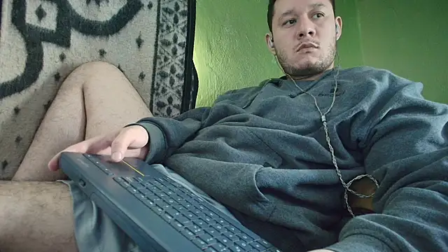 sweet cock28 online show from November 1, 3:25 pm