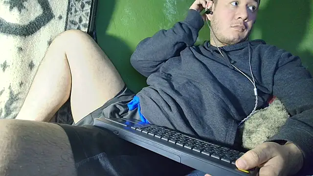 sweet cock28 online show from December 21, 4:30 am