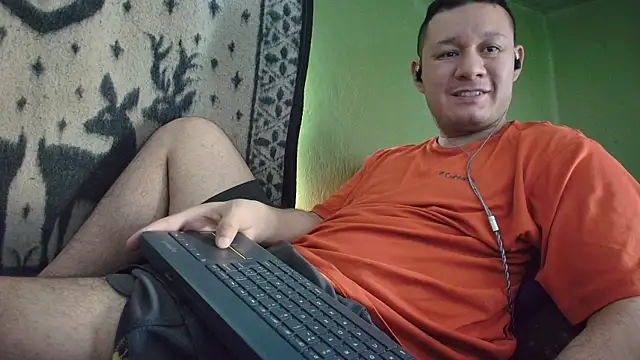 sweet cock28 online show from April 13, 3:17 pm