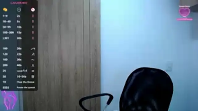 Danna Ross  online show from April 16, 2:12 am