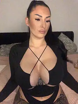 Mia-Bremer online show from November 25, 12:27 pm