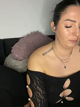 Mia-Bremer online show from March 31, 10:21 pm