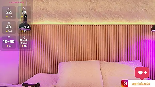 big tits in your face online show from December 14, 8:13 pm