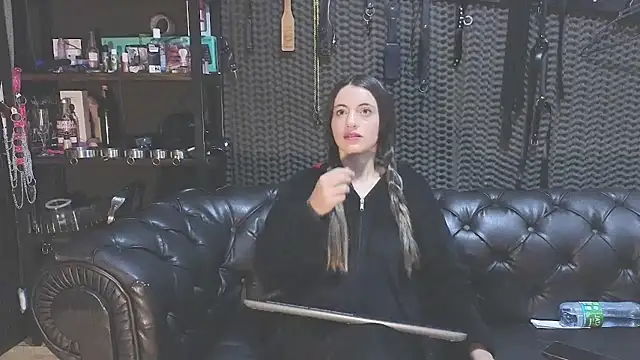 kimberly swan online show from February 7, 4:27 am