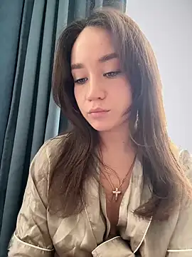 QuietNicole online show from March 22, 6:54 am