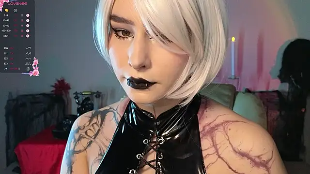 Snapshot of ghot1c_graceeee chatting on February 7, 1:37 pm ghot1c graceeee online show from February 7, 1:37 pm