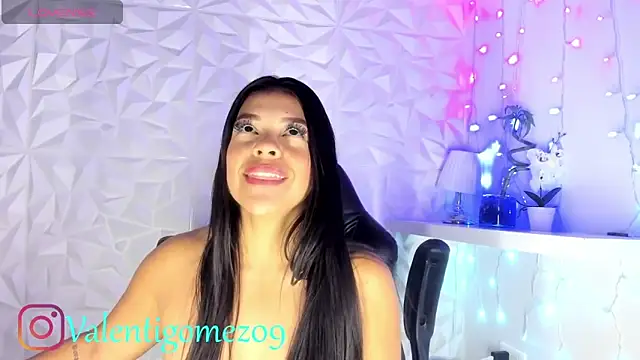 Valetigomez online show from February 13, 2:29 am