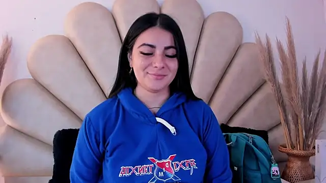 Natasha  Blue online show from October 24, 12:12 pm