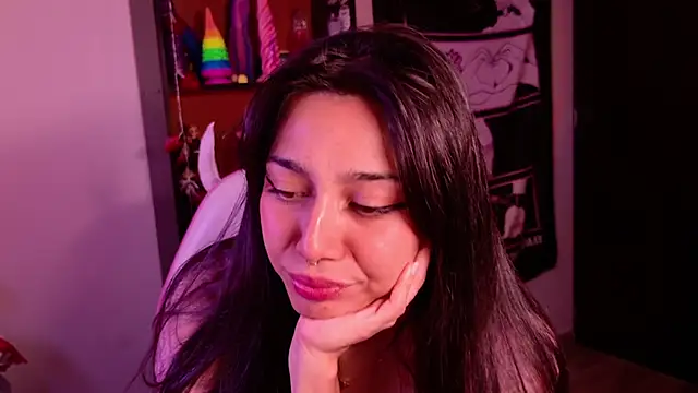Snapshot of amber_yull chatting on May 15, 2:24 pm amber yull online show from May 15, 2:24 pm
