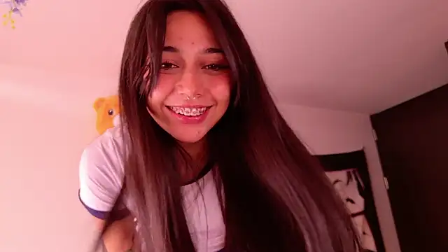 Snapshot of amber_yull chatting on June 6, 3:39 pm amber yull online show from June 6, 3:39 pm