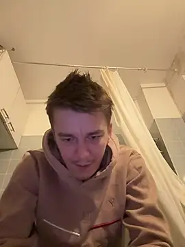 Toyjungee online show from February 1, 11:47 pm