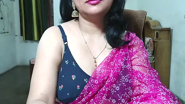 Snapshot of Cute_Mahi22 chatting on October 14, 6:09 pm Cute Mahi22 online show from October 14, 6:09 pm