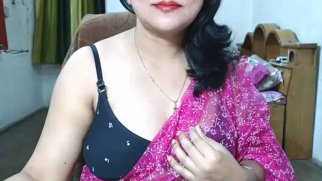 Cute Mahi22 online show from July 17, 6:46 pm