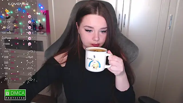 aliice cutie online show from March 1, 8:42 pm