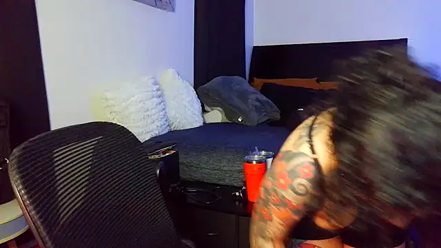 kimmiakiss22 online show from November 9, 2:54 am