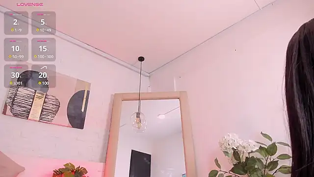 amatiista 12 online show from December 4, 8:40 pm