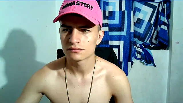 Snapshot of SHAT_SEX chatting on November 11, 4:40 pm SHAT SEX online show from November 11, 4:40 pm