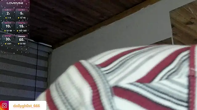 natasha logan  online show from March 17, 4:06 am