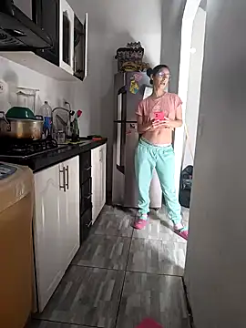 catire2323 online show from January 23, 8:35 pm