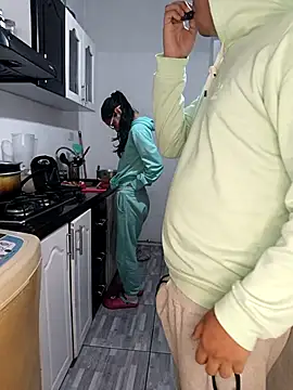 catire2323 online show from October 10, 2:49 pm