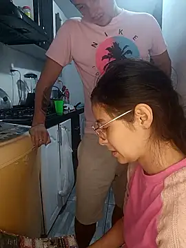 catire2323 online show from January 11, 10:15 pm