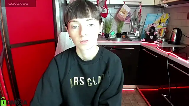 TayanaJons online show from December 17, 7:58 am