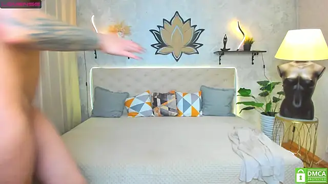 StripBianka online show from April 14, 7:25 am